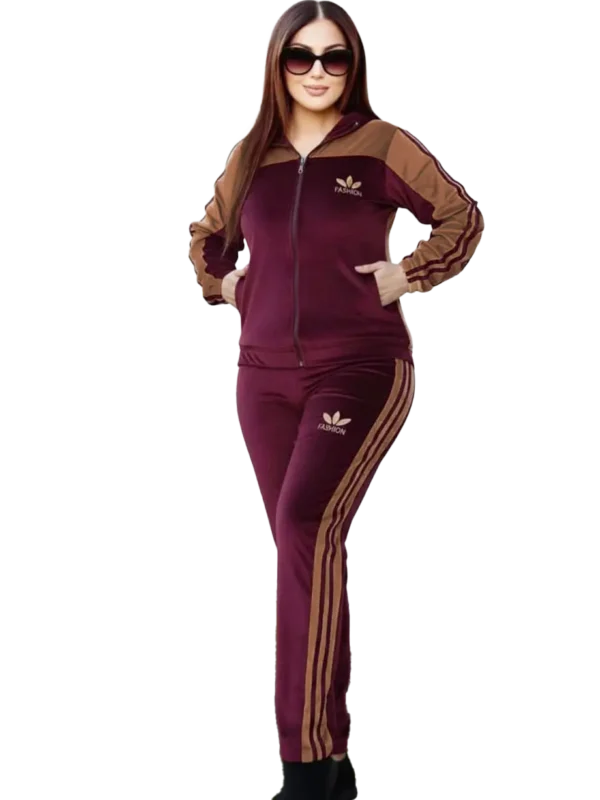 بجامات قطيفة سبورت كود 0119